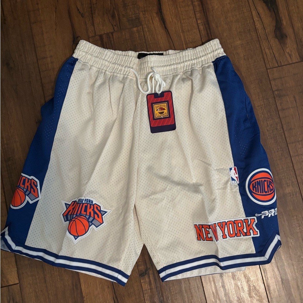 New York Knicks Men's Athletic Basketball Shorts - White & Blue